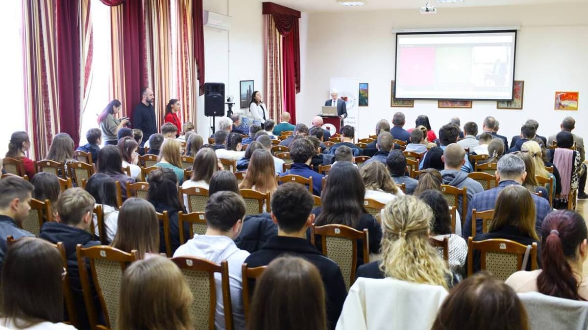 Kétnapos konferencián idézték fel az 1956-os forradalom kárpátaljai vonatkozásait a Rákóczi Egyetemen