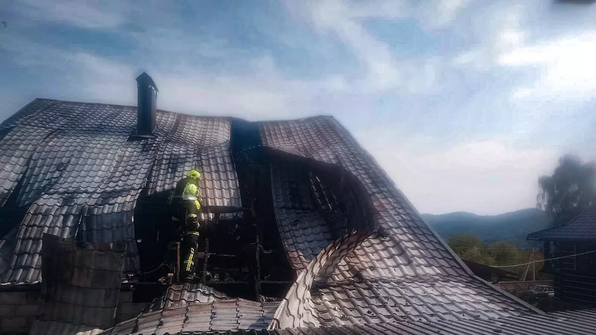 Tűzvész rázta meg Lázin falut, tulajdonos megsérült a menekülés közben