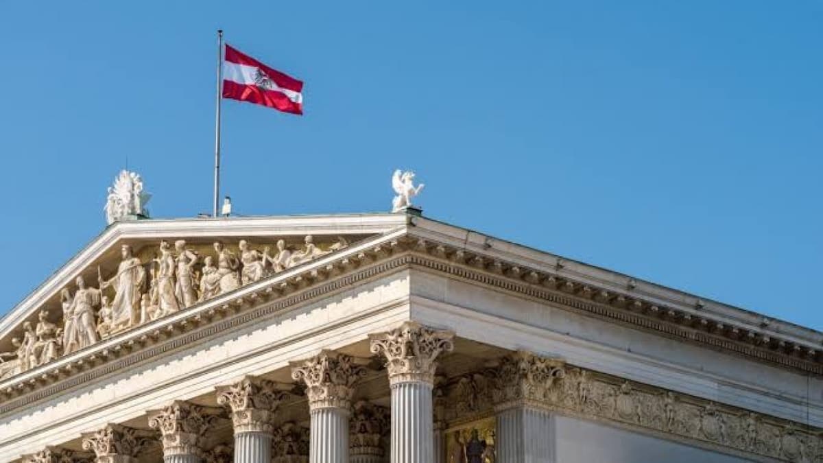 Ausztria négy orosz diplomatát utasított ki a kémszerű tevékenységek miatt
