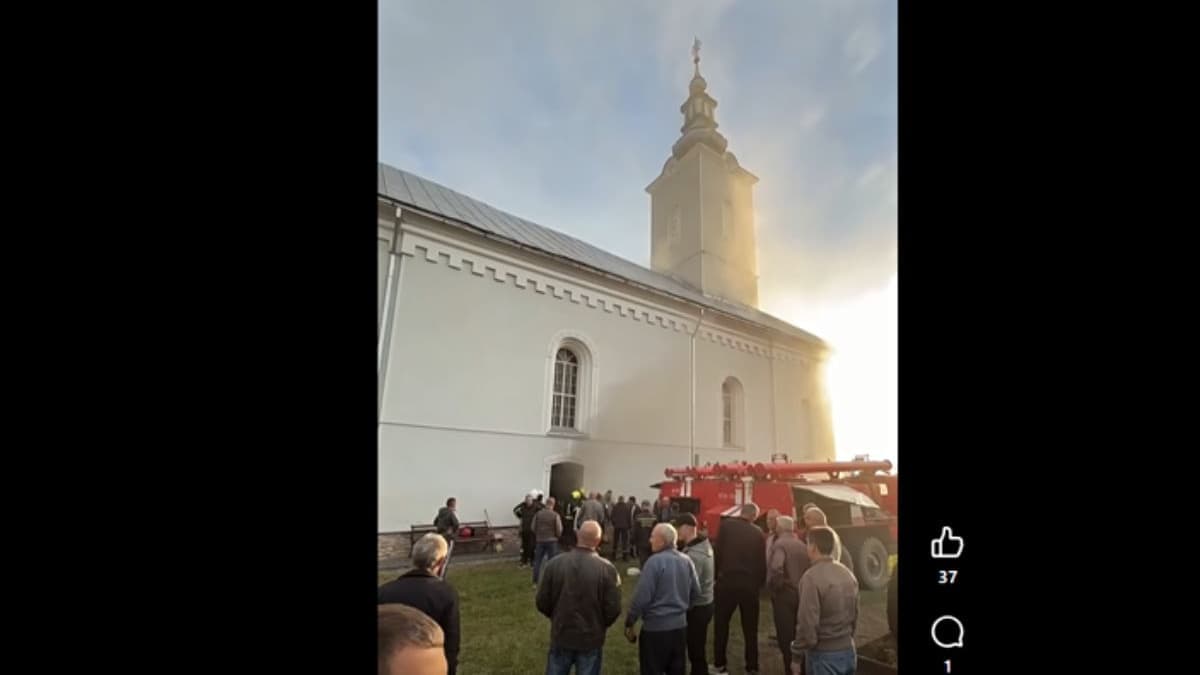 Tűzvész pusztított egy técsői templomban: az oltár és berendezések is károsodtak