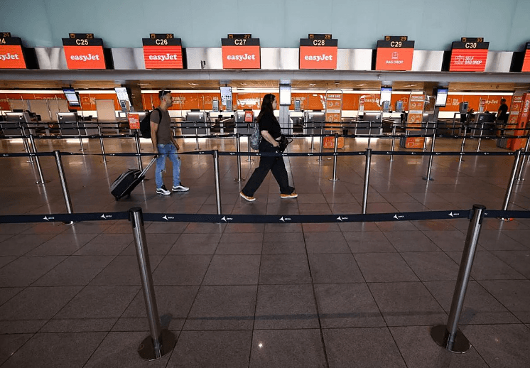Sztrájk miatt több tucat Easyjet járat maradt el Franciaországban