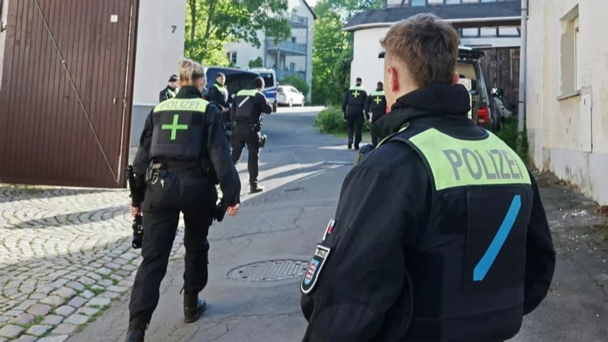Bécsben elfogtak négy ukránt kémkedés gyanújával, két újságíró szabadlábon
