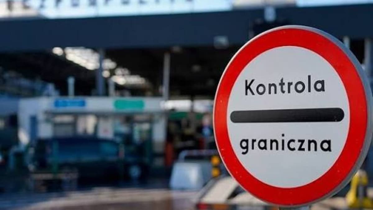 Lengyelország kész áthelyezni az ukrán határellenőrzést veszély esetén