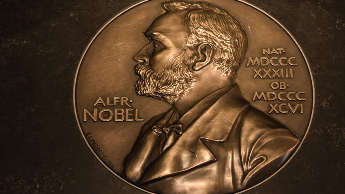 Optogenetika úttörői kapják az idei orvosi Nobel-díjat