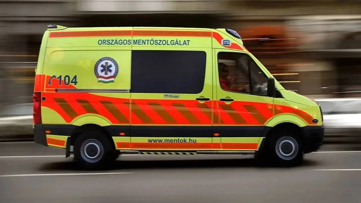 Súlyos buszbaleset az Astoriánál: kilenc sérült, köztük két gyermek