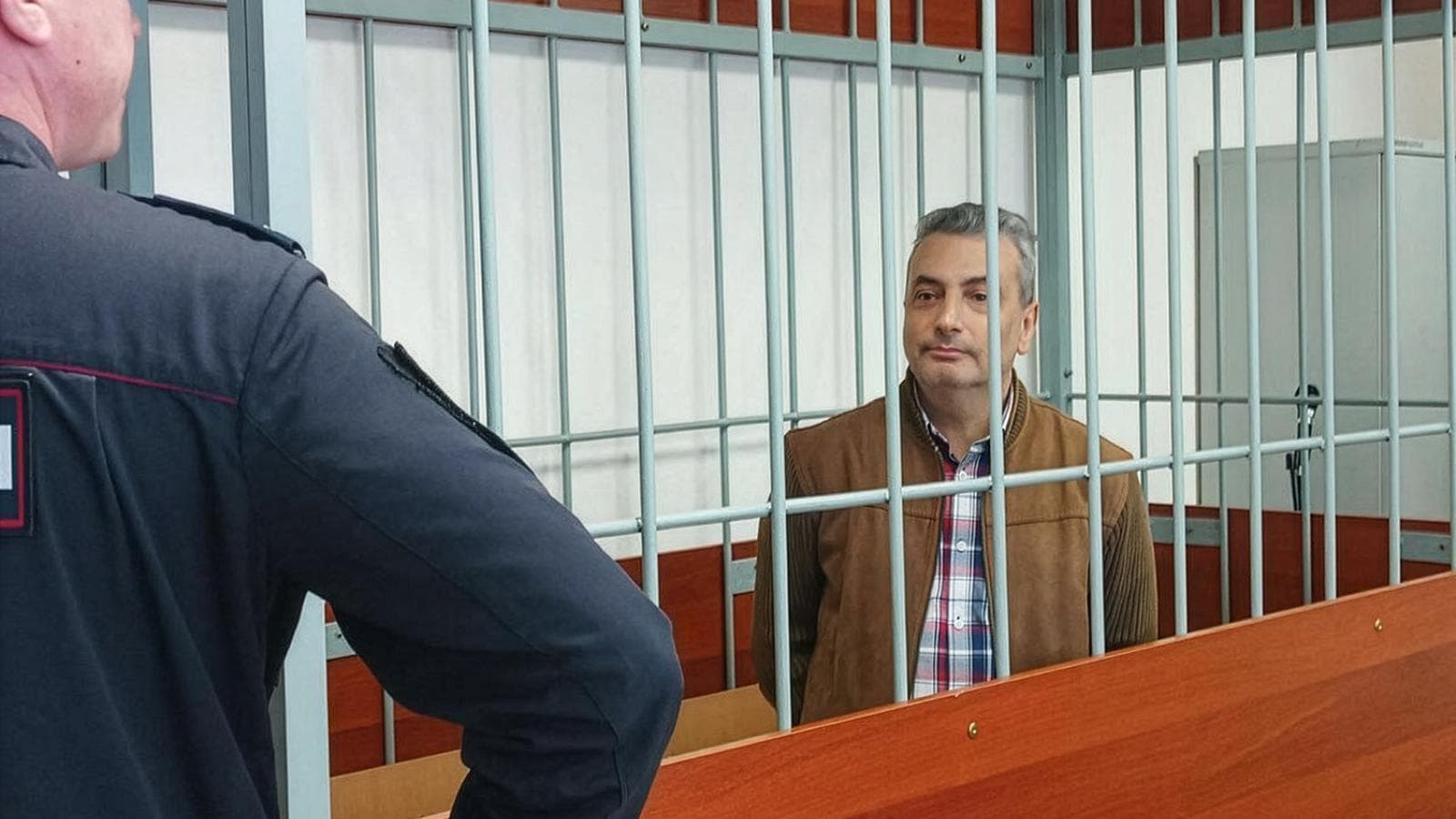 Hosszú börtönbüntetés az orosz ellenzéki vezetőnek a hadsereg megsértése miatt