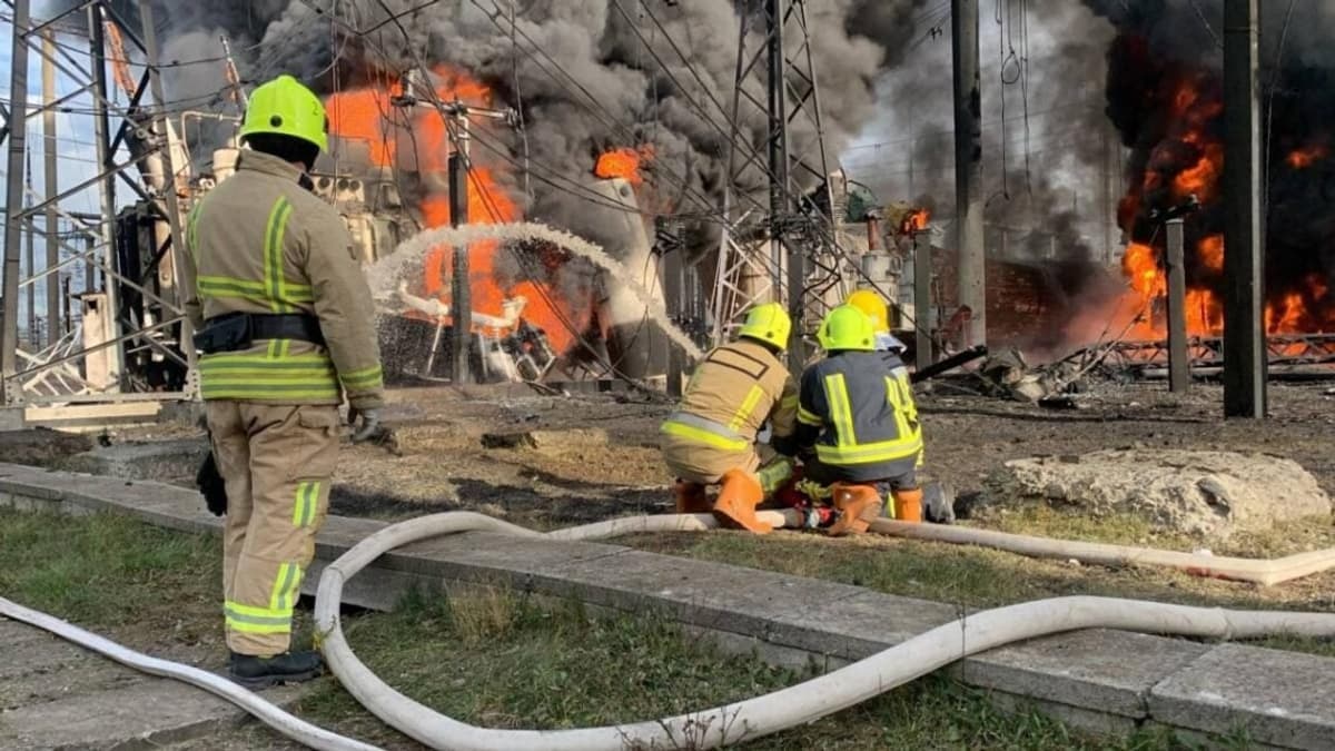 Tíz ukrajnai megyében okoztak áramkimaradásokat az újabb orosz támadások