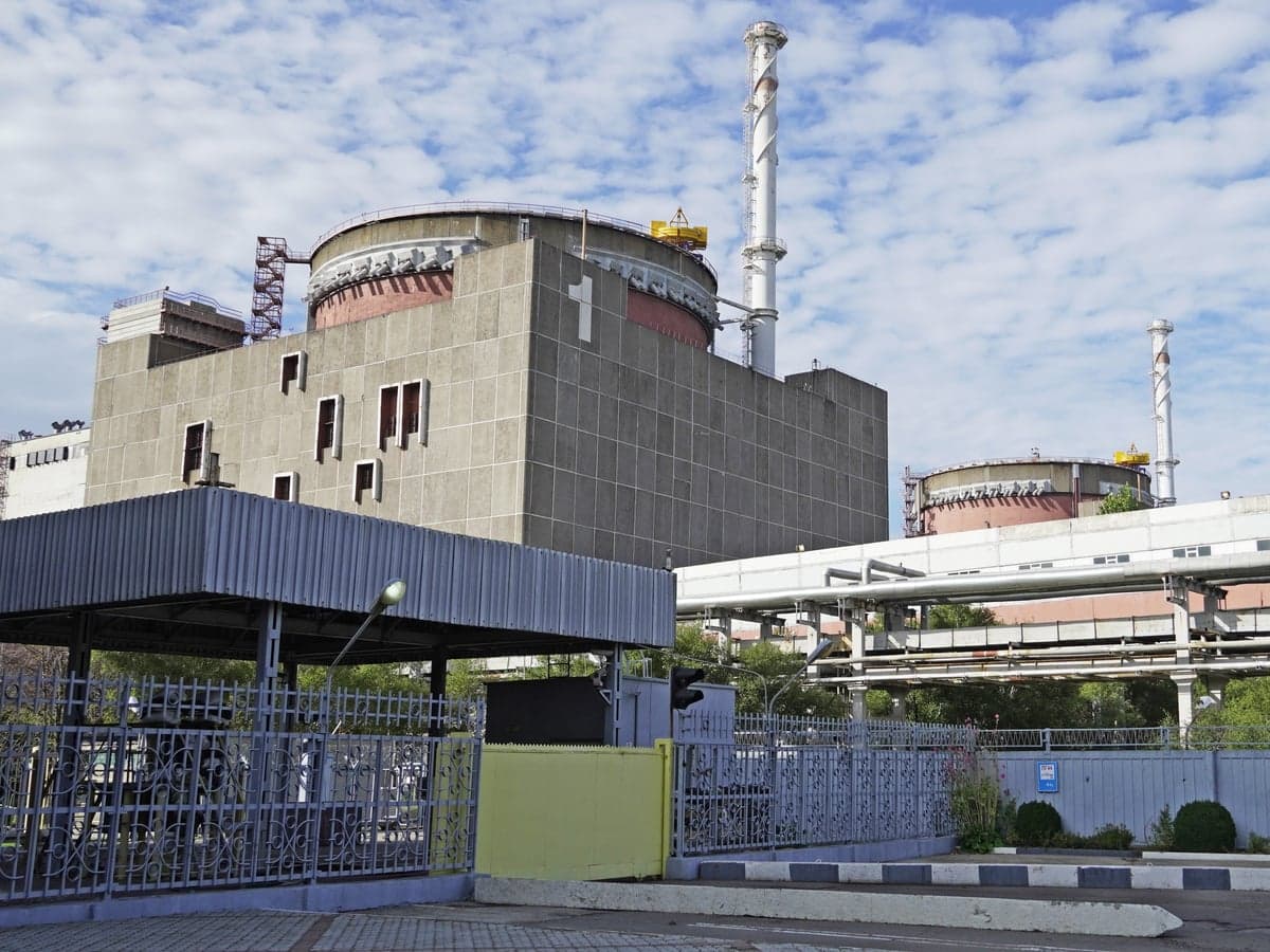 Helyi tűzszünet segíti a zaporizzsjai atomerőmű hálózatának helyreállítását