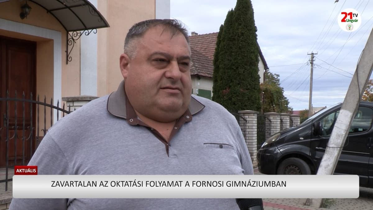 Zavartalanul indult a tanév a Fornosi Gimnáziumban igazgató nélkül is