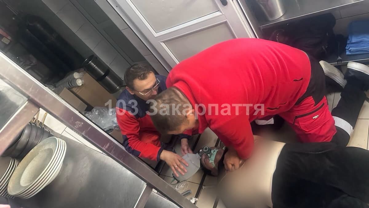 Drámai mentőakció Kárpátalján: negyven percig küzdöttek egy nő életéért