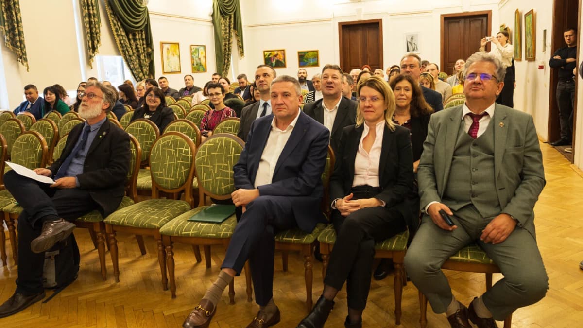 Spenik Sándor vezetésével új korszak kezdődik a Kárpátaljai Magyar Akadémiai Tanácsnál