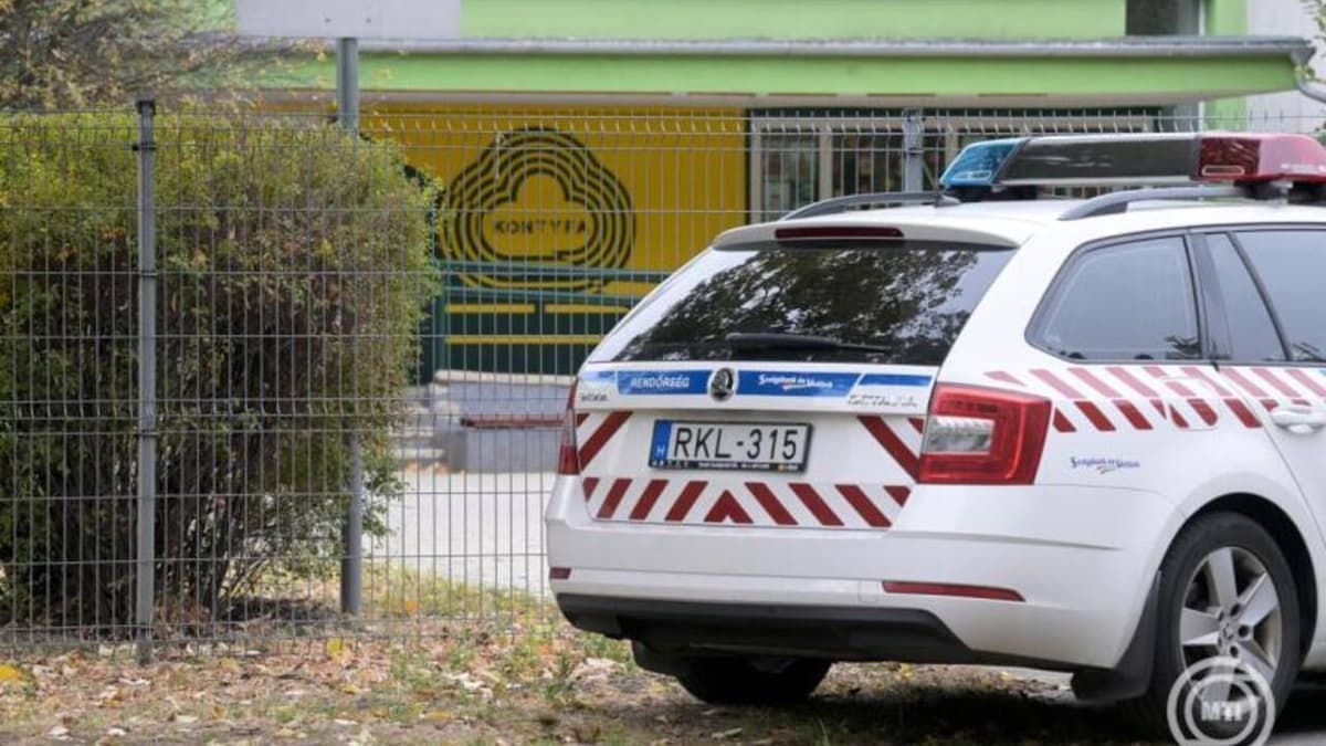 Két budapesti iskola kiürítve bombafenyegetés miatt, terrorista nyomozás indult