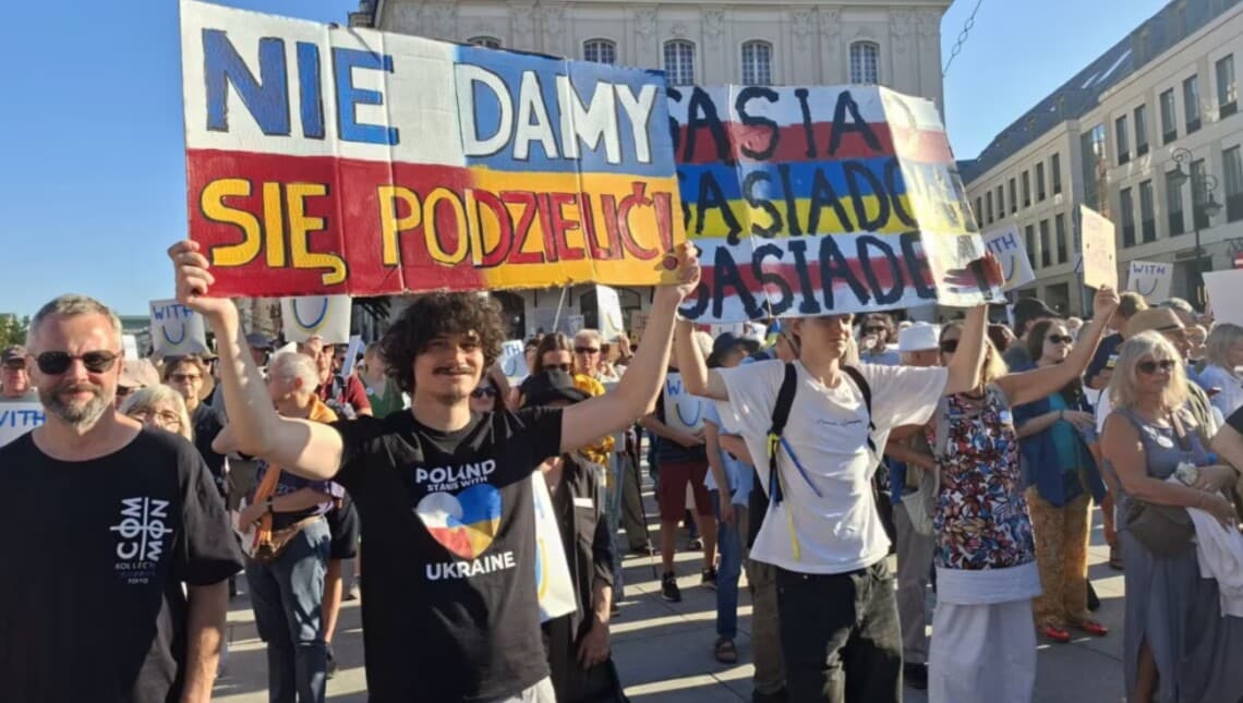 Az Európai Bizottság szigorúan elítéli az ukránok elleni támadásokat Lengyelországban