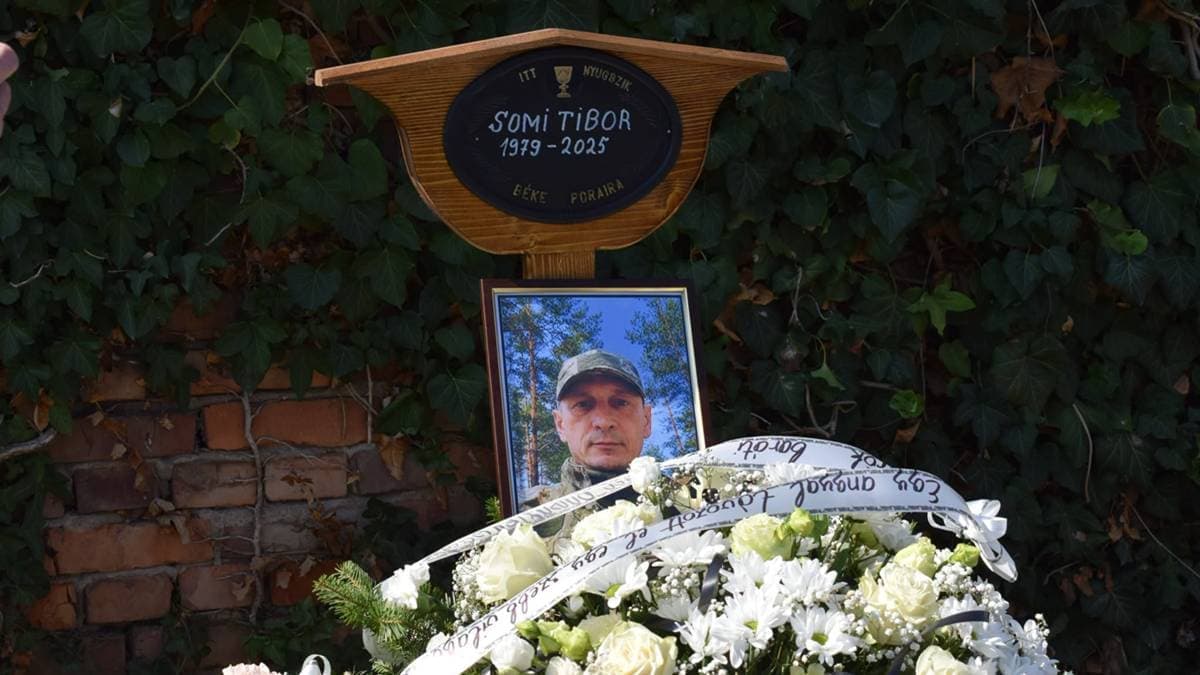 Elbúcsúztatták Somi Tibort, Beregszász ötvenedik hősi halottját