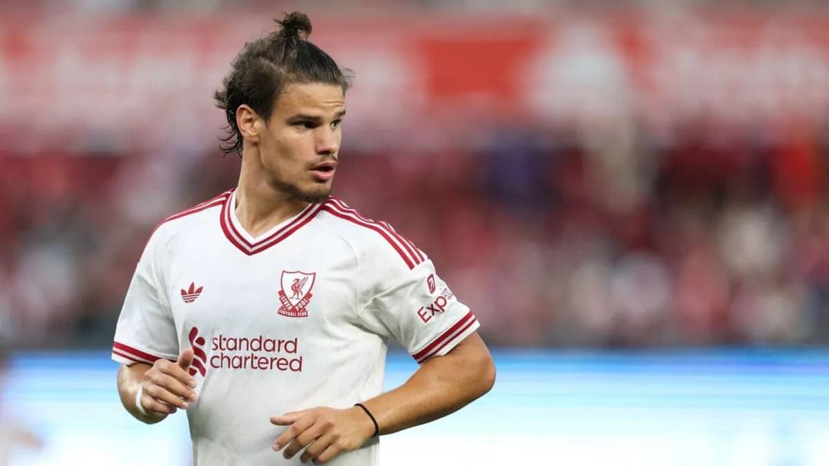 Kerkez Milost új kihívó fenyegeti a Liverpool balhátvéd posztján