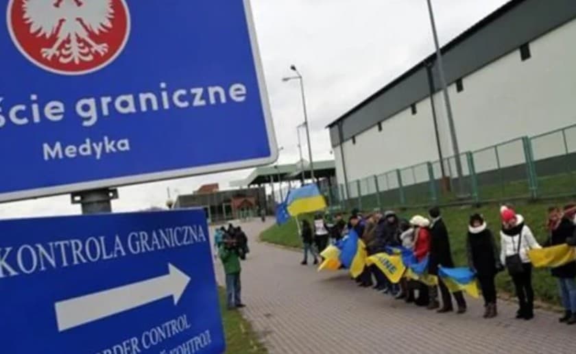 Lengyel politikus radikális javaslata: munkanélküli ukránokat háborúba küldenének