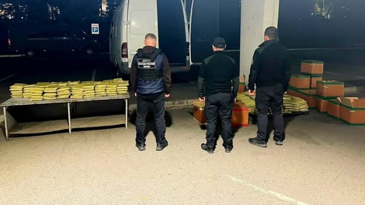 Több mint 650 kilogramm gyanús növényi anyagot foglaltak le a magyar-ukrán határon