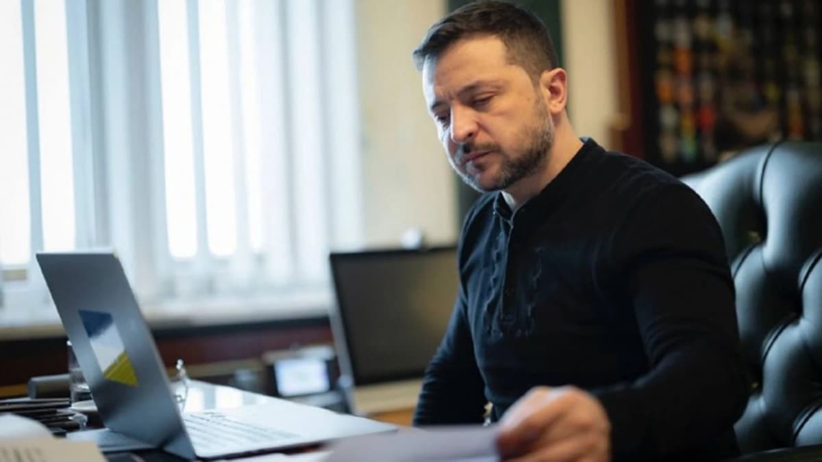 Zelenszkij: Oroszországnak meg kell adnia a nem támadható energetikai létesítmények listáját