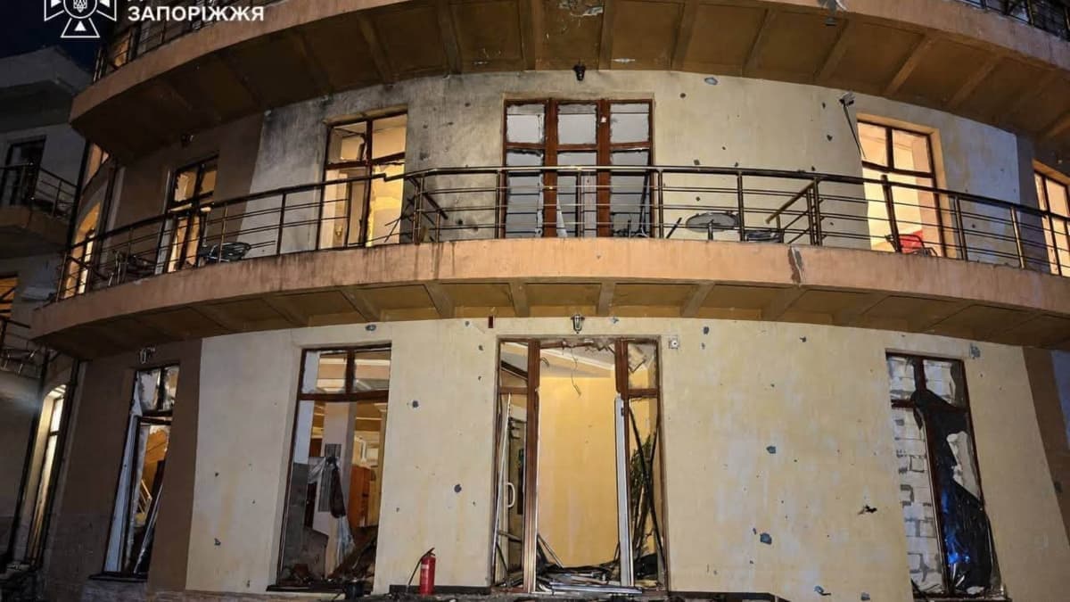 Súlyos károk és sérülések az éjszakai orosz légicsapások következtében Ukrajnában