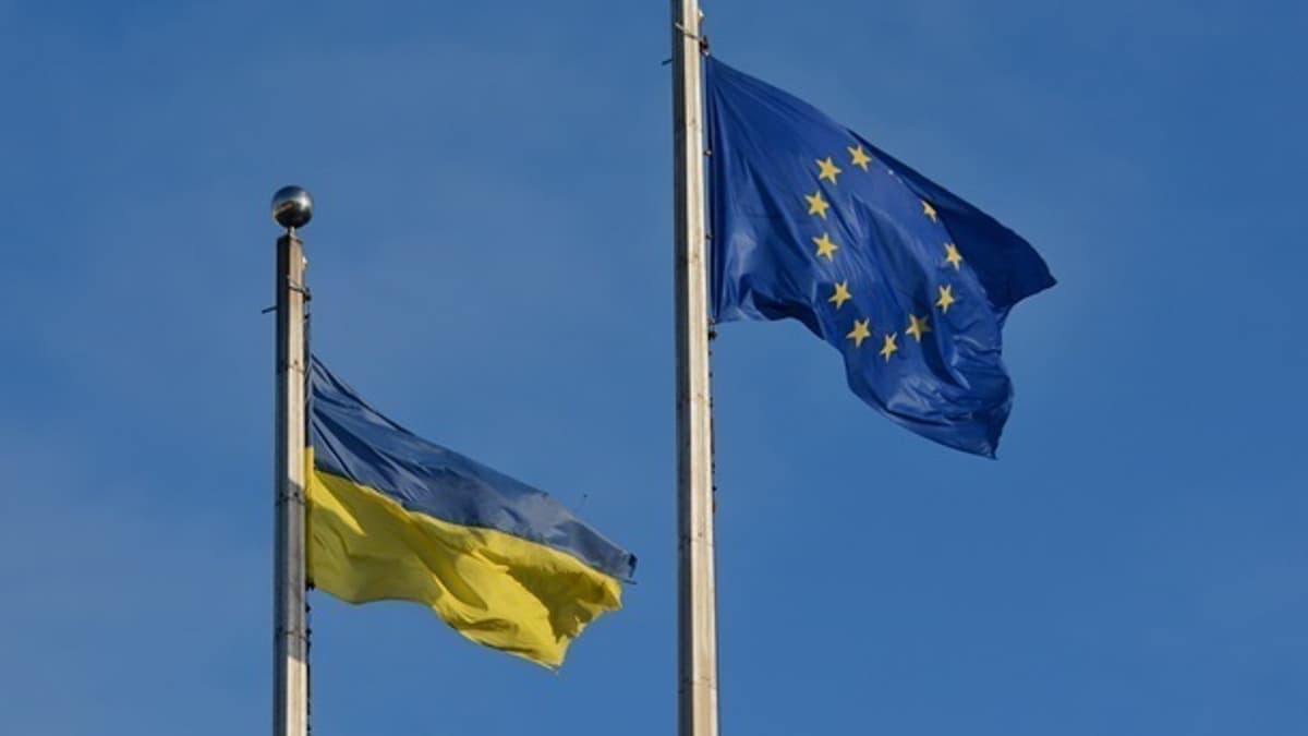 Brüsszelből újabb 3 milliárd eurós támogatás Ukrajnának