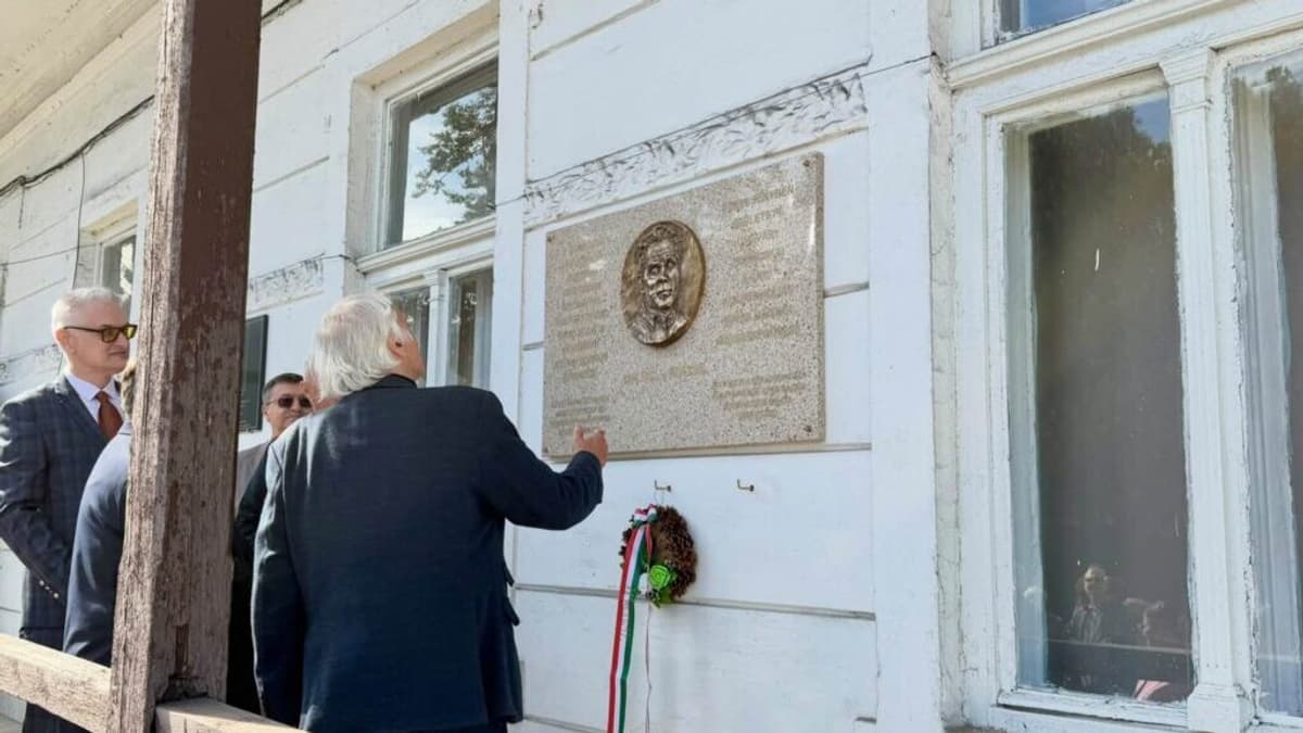 Perecsenyben Ungvári Lajos szobrászművész emlékét ünnepelték