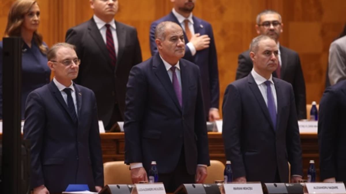 Romániában megoldódott a politikai válság: új kormány Luca Niculescu vezetésével