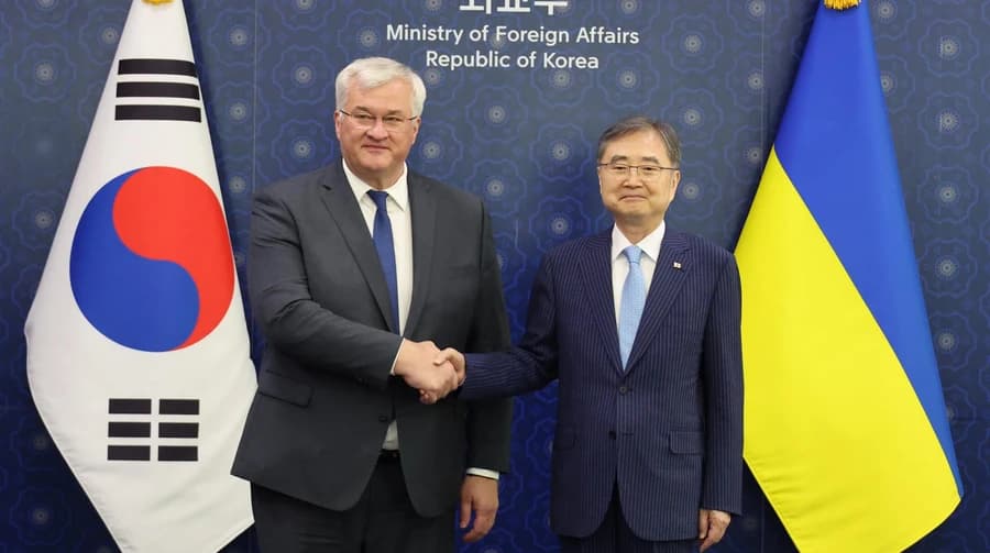 Dél-Korea nem szállít fegyvereket Ukrajnának, marad a humanitárius támogatás