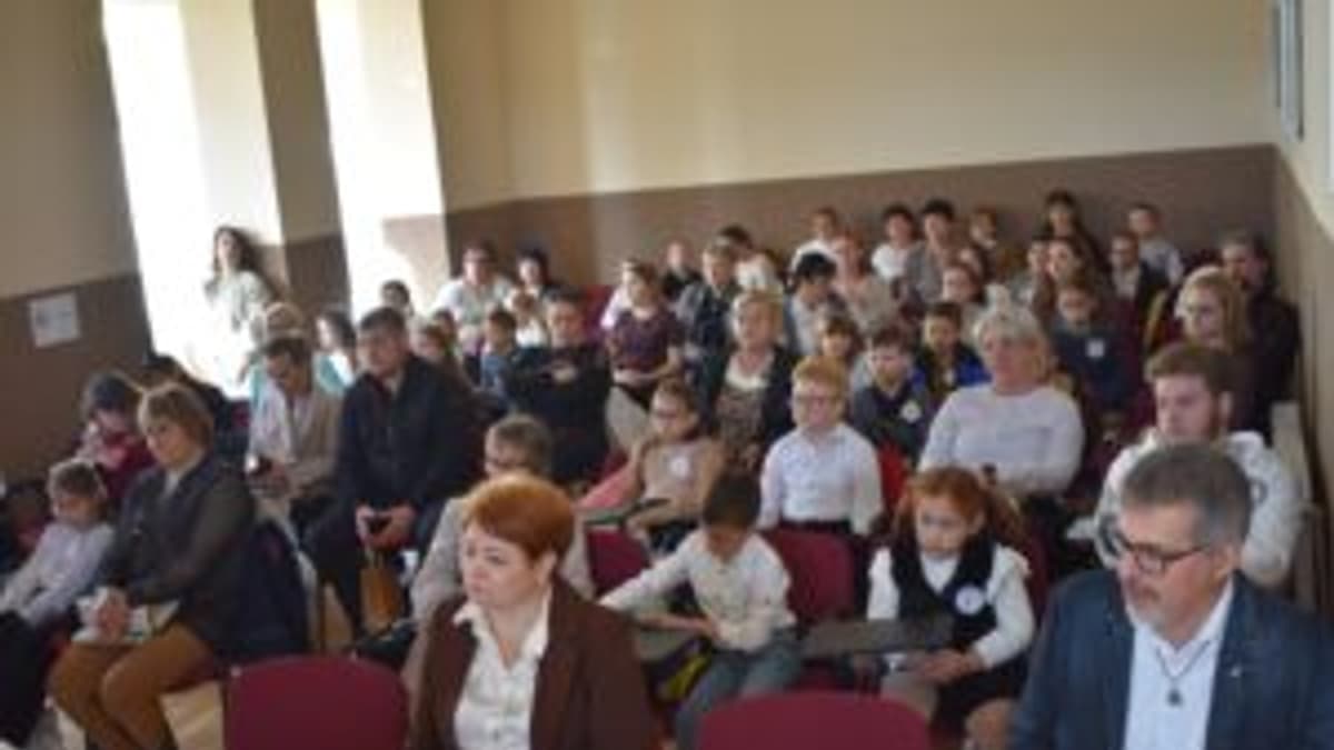 Szalai Borbála szavalóverseny: A gyerekek újraélesztik a költőnő örökségét