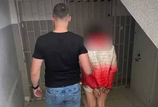 Ittas ukrán nő megtámadta a rendőrt Lengyelországban, kiutasítás vár rá