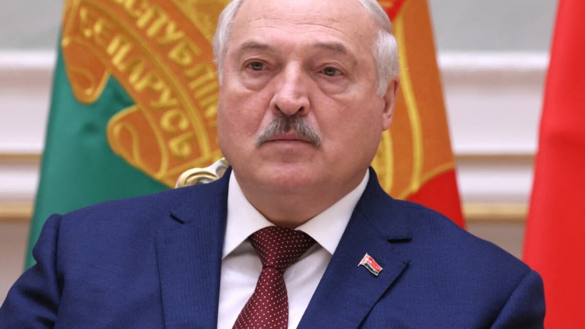 Lukasenka kegyelmet adott tizenöt elítéltnek, többségük politikai fogoly