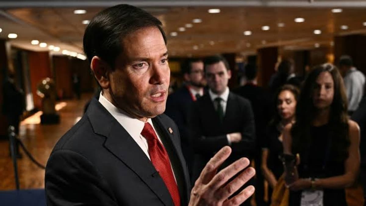 Rubio szerint technikai hiba miatt maradt el az amerikai figyelmeztetés a Kijev elleni rakétatámadás előtt