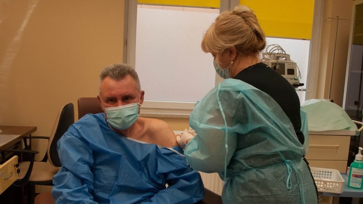 Ukrajnai menekültek anyagi és munkaerőhiányt csökkentenek a lengyel egészségügyben