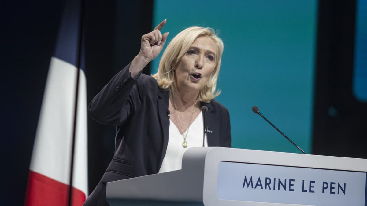 Le Pen bejelentette: megszűnhet Ukrajna pénzügyi támogatása Franciaországtól
