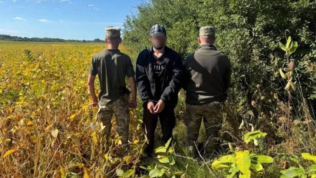 Orosz katonaszökevényt fogtak el Kárpátalján illegális határátlépéssel
