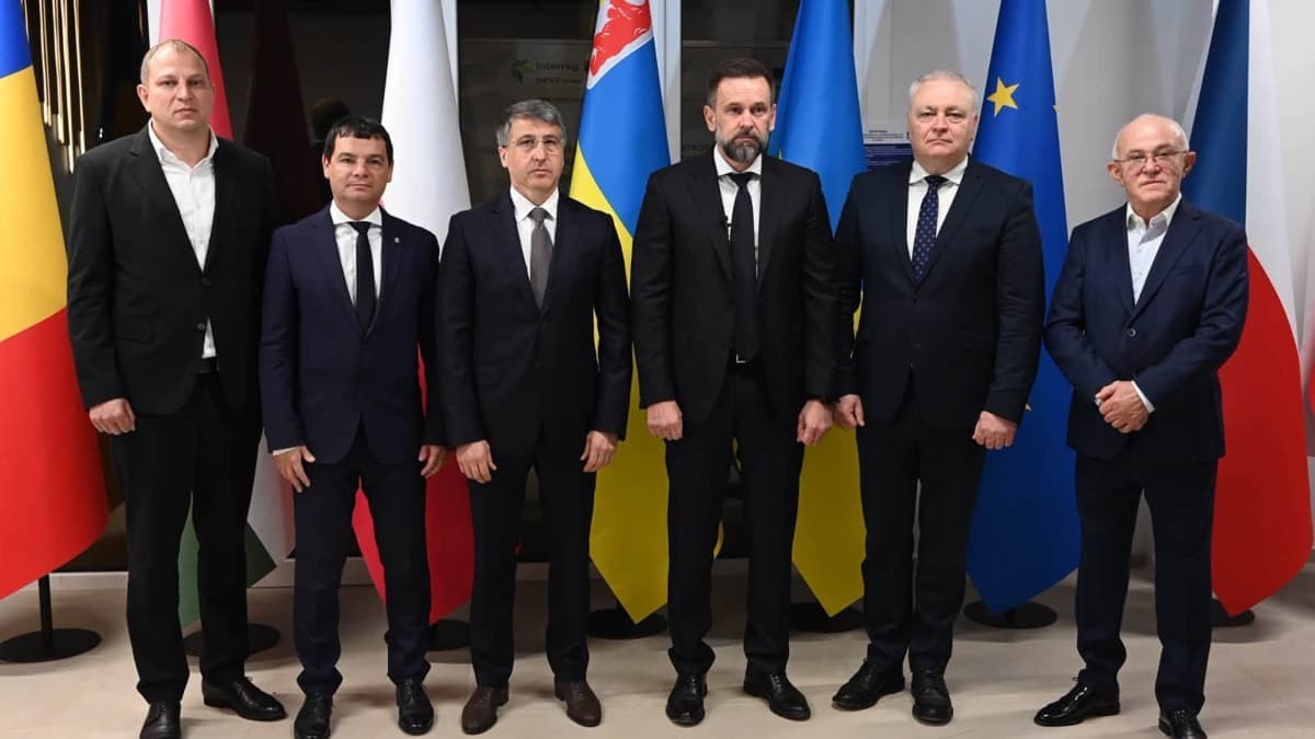 Megkezdte működését az Ungvári Nemzeti Egyetem új felügyelőtanácsa