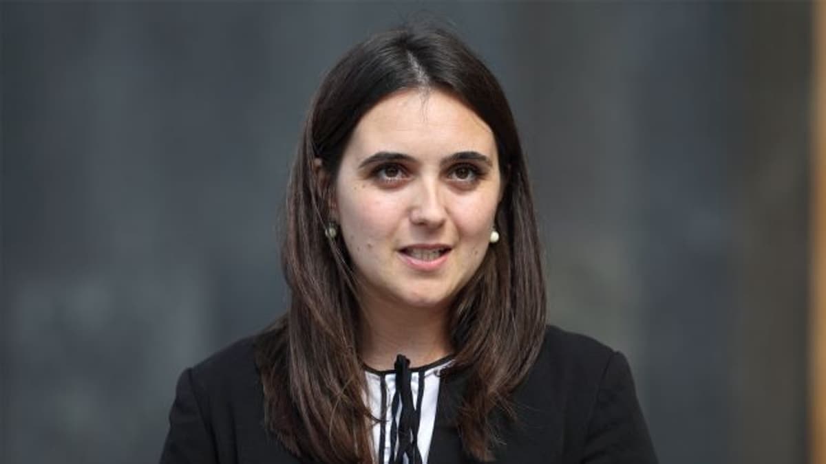 Julija Mendelt kitiltása az Európai Parlamentből – Békére vágyó hang maradt elhallgattatva?