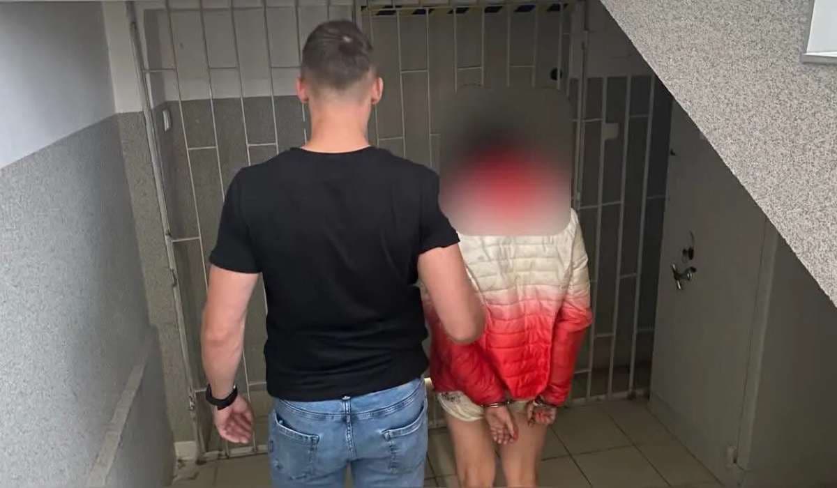 Ittas ukrán nő rendőrre támadt Lengyelországban, kiutasítással büntették