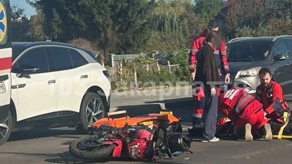 Ungváron két tinédzser sérült meg egy motorkerékpár és terepjáró ütközése során