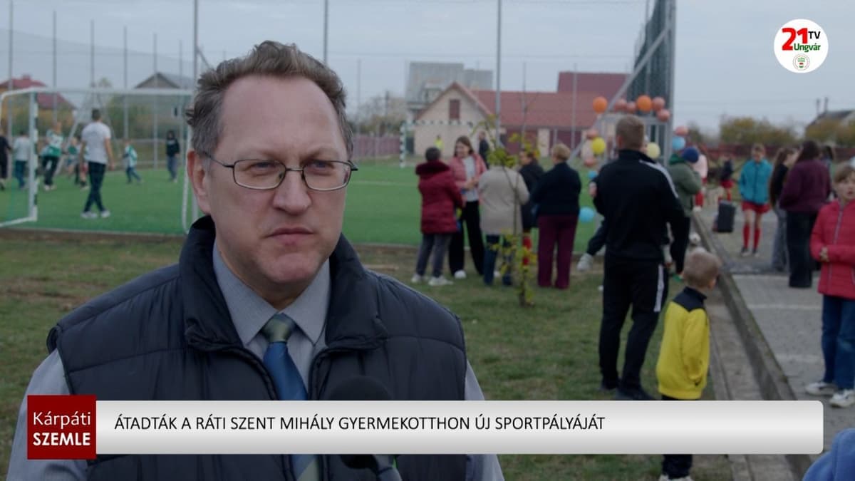 Új műfüves focipálya a ráti Szent Mihály Gyermekotthonban