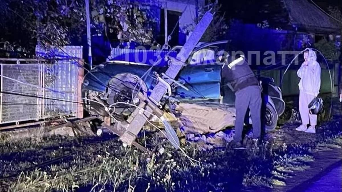 Fiatalkorúak sérültek meg egy éjszakai balesetben az Ungvári járásban