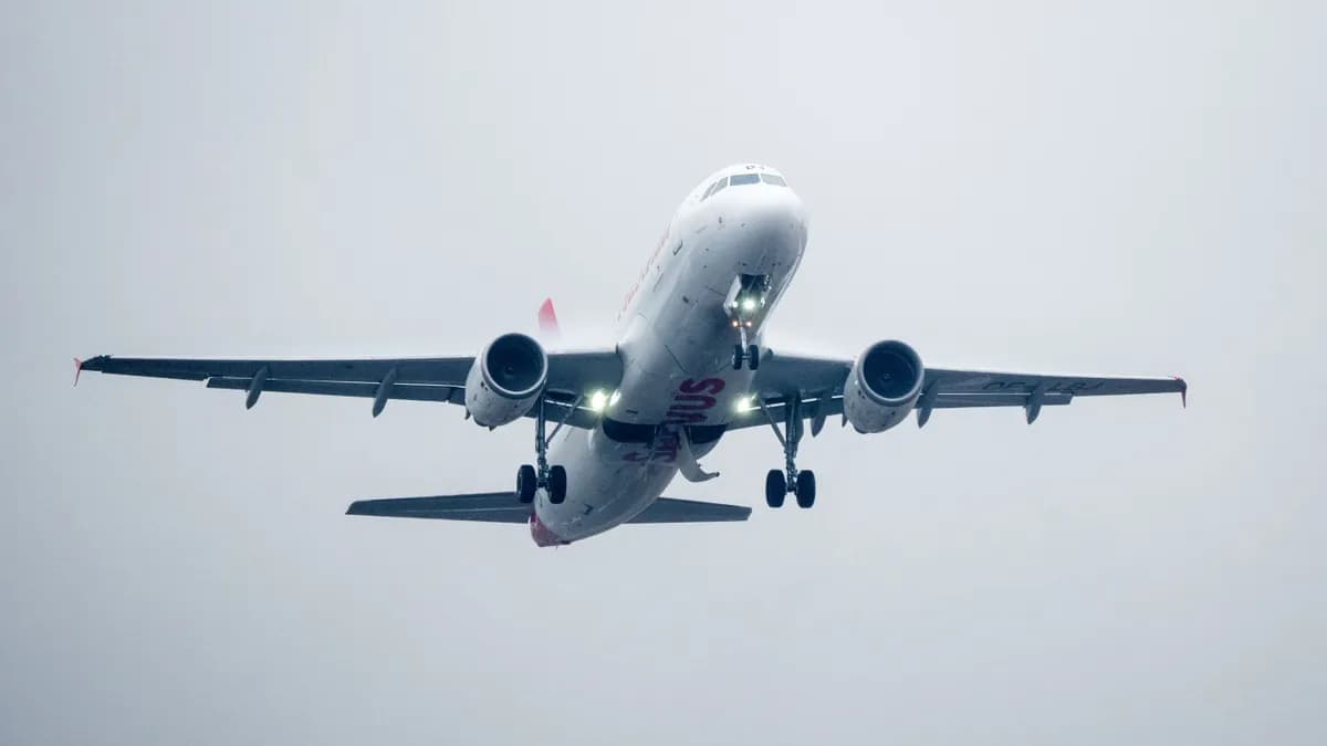 Bombariadó miatt kényszerleszállt egy Tel-Aviv–Bécs járat Szófiában