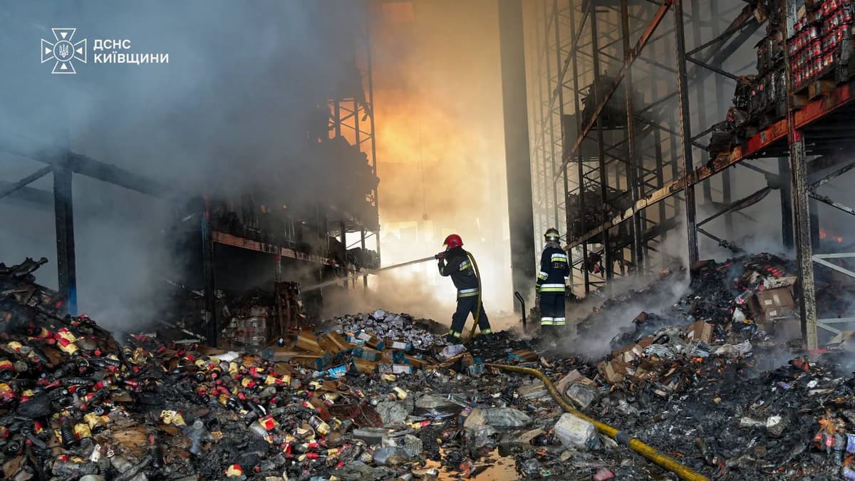 Zelenszkij szerint súlyos orosz támadások és terror Ukrajnában