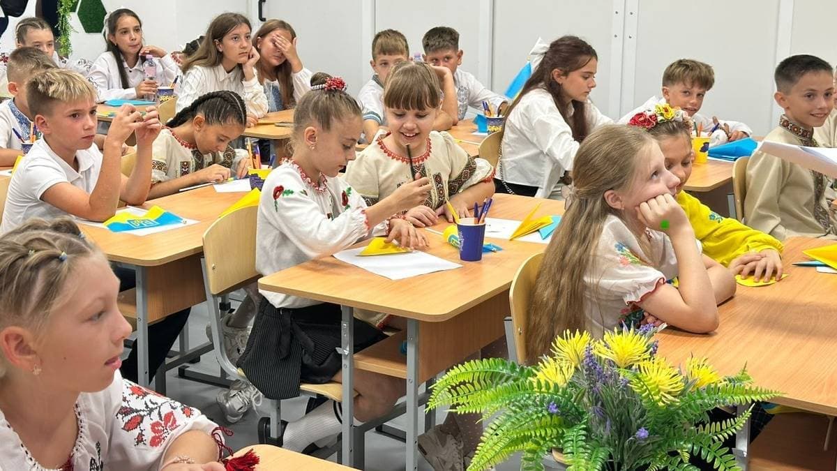 Ukrajnában már rugalmasabbak lehetnek a tanítási órák hosszai és rendje