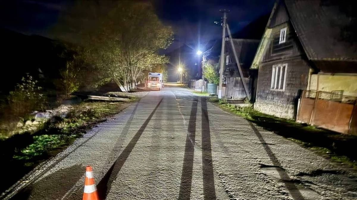 Tragikus motorbaleset Oroszmokrán: 20 éves fiatal életét vesztette teherautónak ütközve