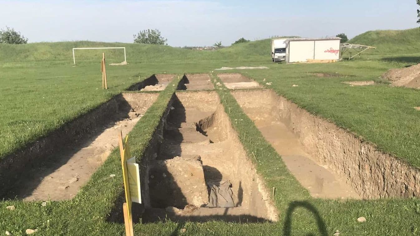 Felfedezték Szent László korabeli püspöki székesegyházát a bihari földvárban