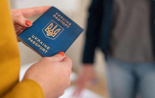 Megszűnik azoknak az útleveleknek az érvényessége, amelyeket a háború alatt egyszerűsített eljárással meghosszabbítottak