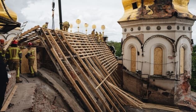 Súlyos károk a kijevi Pecserszka Lavra műemlékein az orosz támadás után