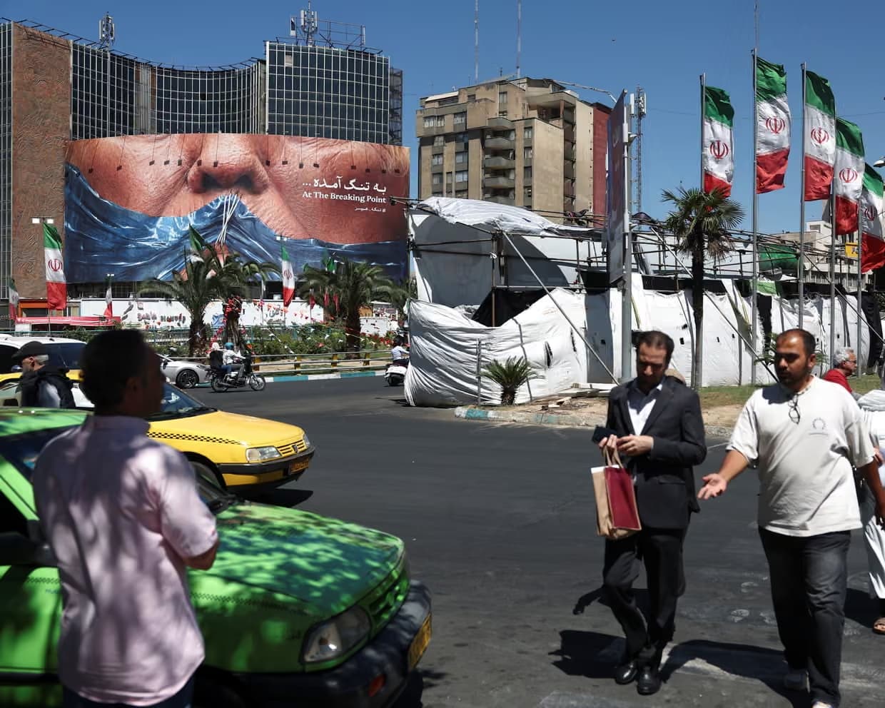 Irán azzal vádolja az Egyesült Államokat, hogy megsértette a tűzszünetet
