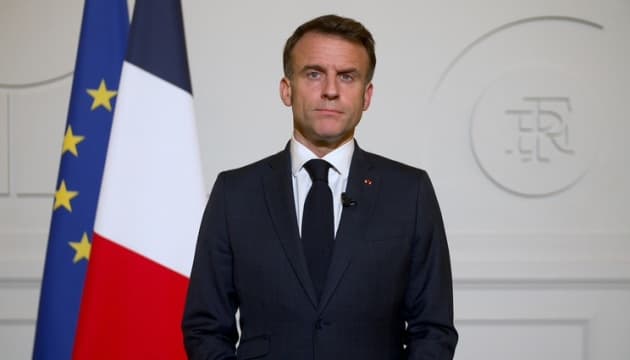 Macron: Európa Ukrajna oldalán áll, nem közvetítő Oroszország és Ukrajna között