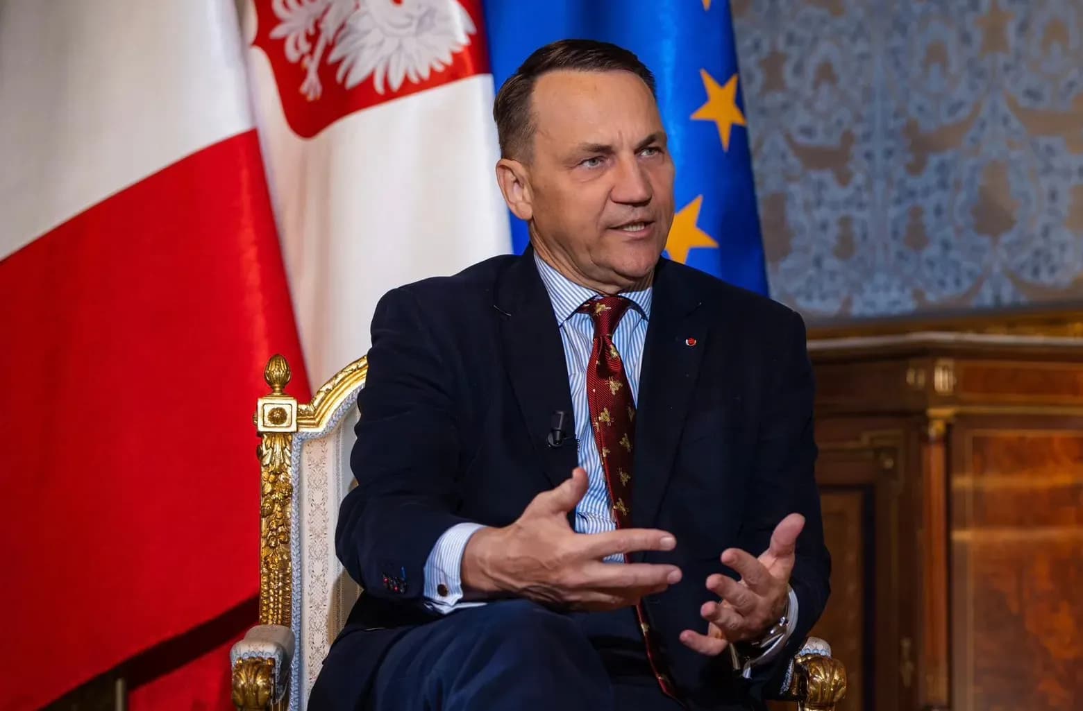 Sikorski szerint Oroszország nyerhet az ukrán-lengyel feszültségen